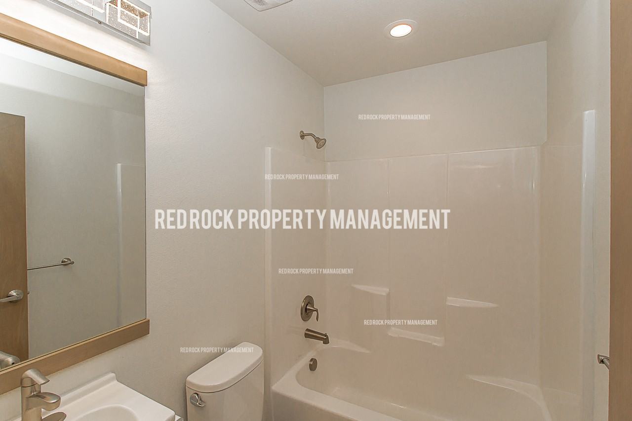 11918 E 2nd Ln - Photo 2 of 10