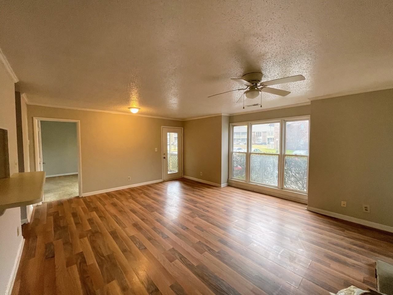 5001 7 Pine Circle #1 - Photo 3 of 34