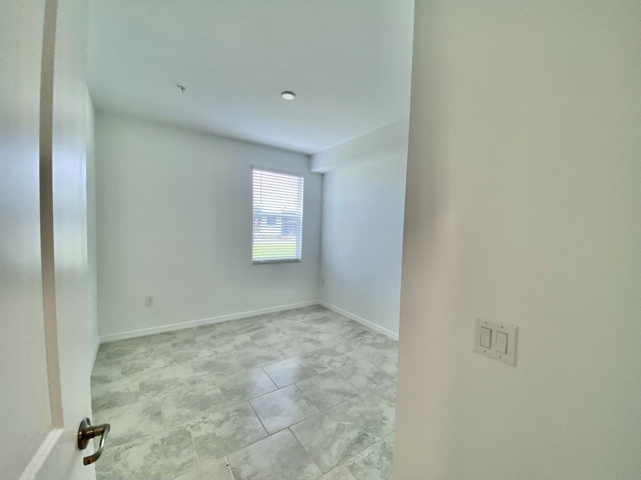 6015 Ellerston Way #911 - Photo 3 of 30