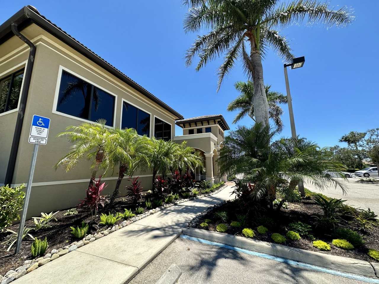 6532 Monterey Pt #102 - Photo 6 of 49