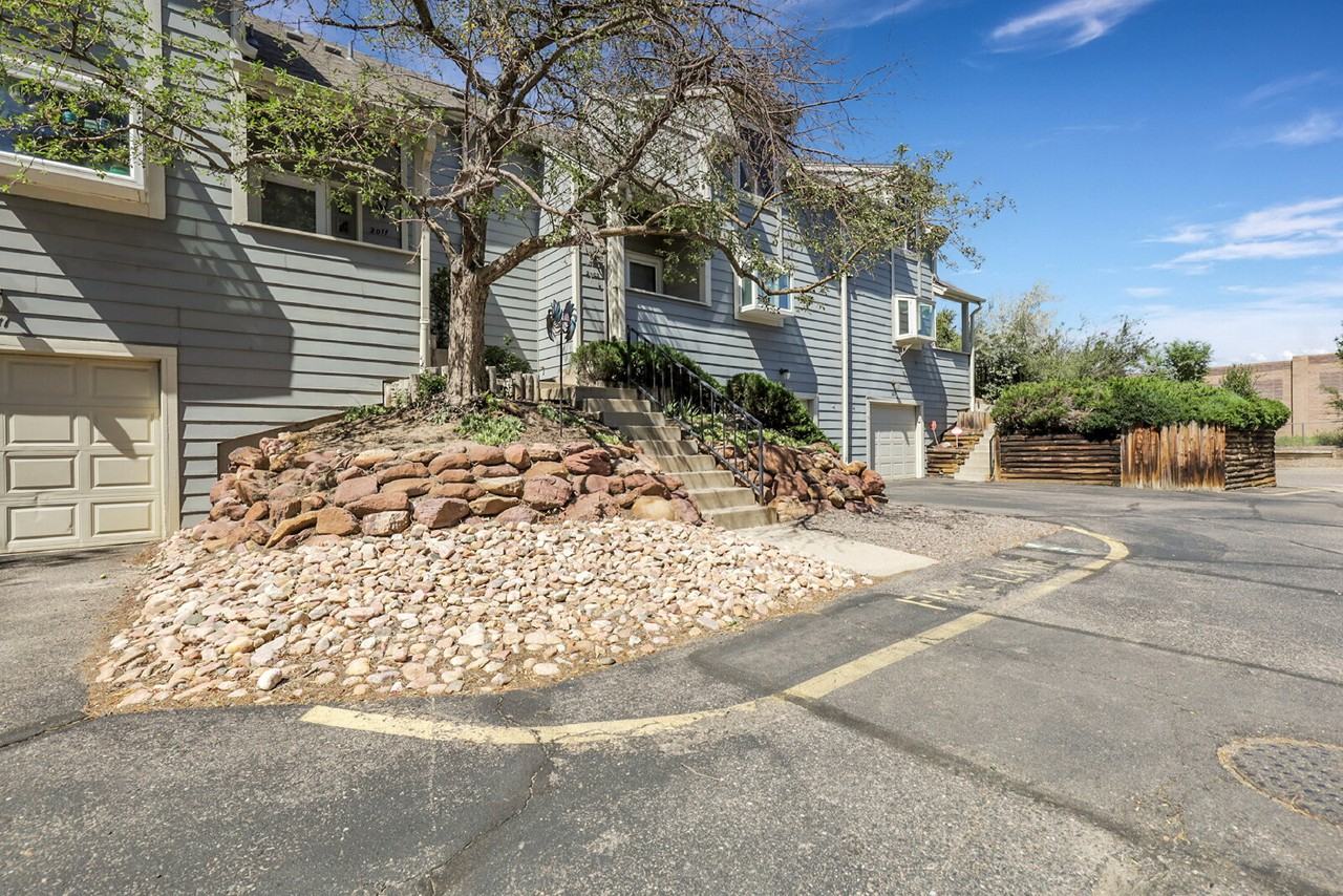 2003 S Worchester Way - Photo 2 of 50