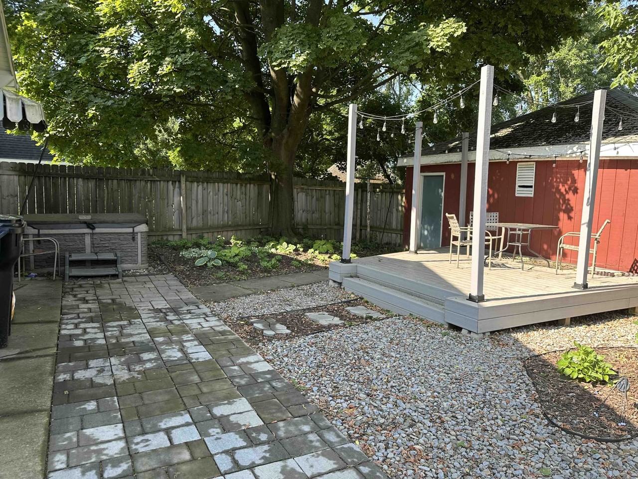 100 Arch St - Photo 2 of 12