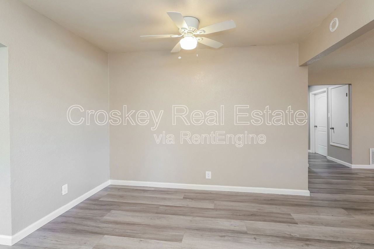 322 Sweeney Rd - Photo 3 of 16