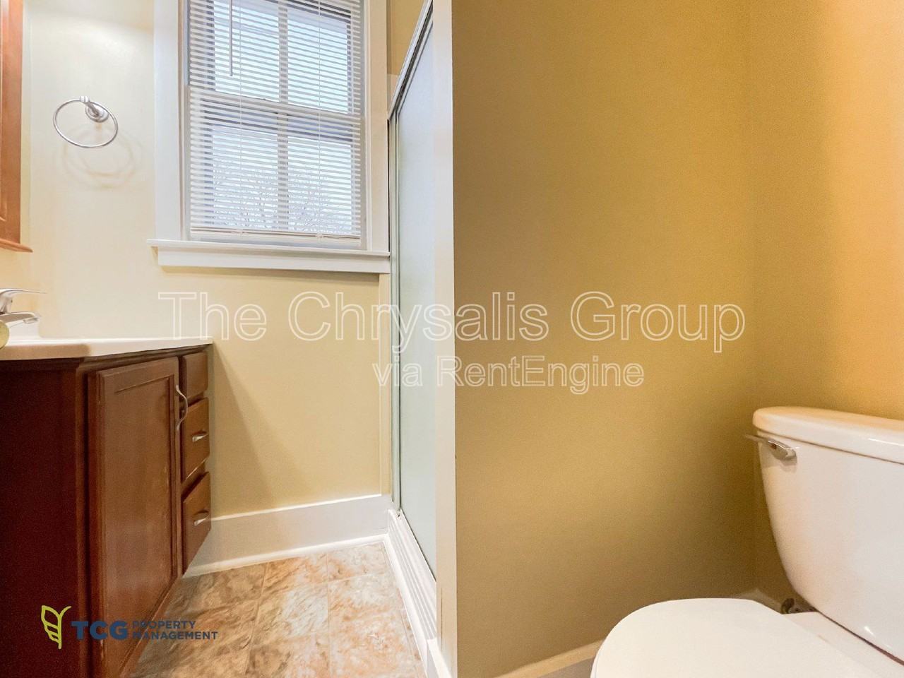 111 W Moore St - Photo 6 of 9