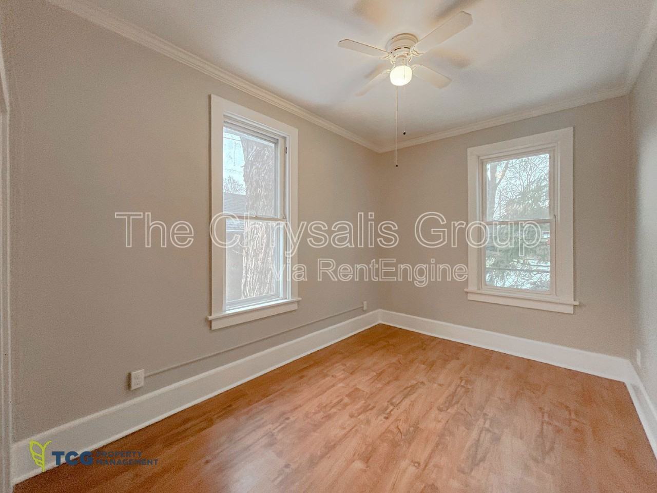 111 W Moore St - Photo 7 of 9