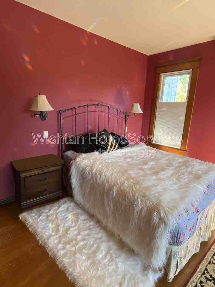 538 N Randolph St #R2 - Photo 2 of 6