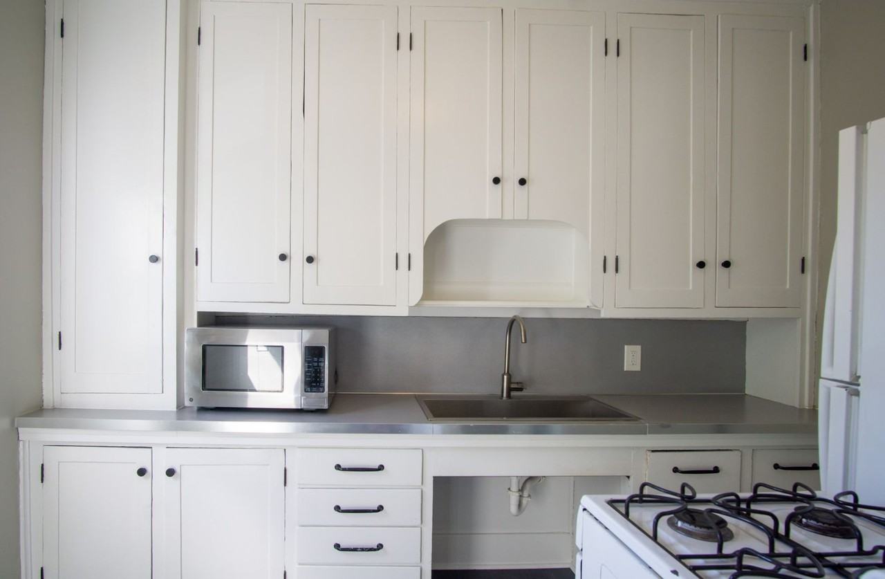 7437 N Saint Louis Ave #3 - Photo 5 of 11