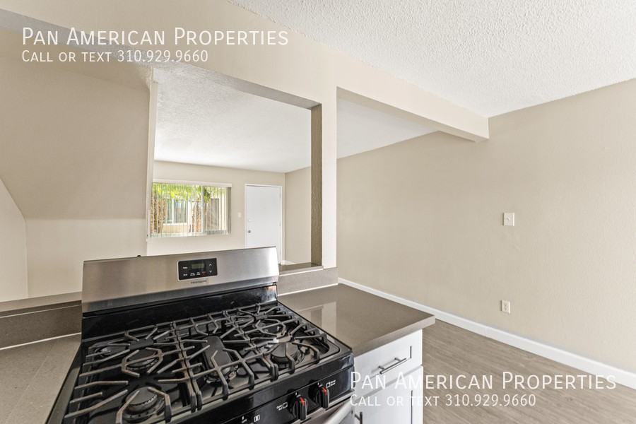 McFadden Apartments - Photo 6 of 43