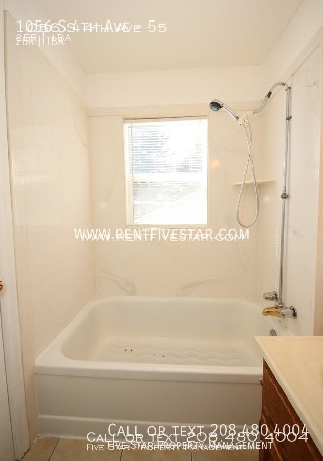 1056 S 4th Ave #5 - Photo 6 of 13