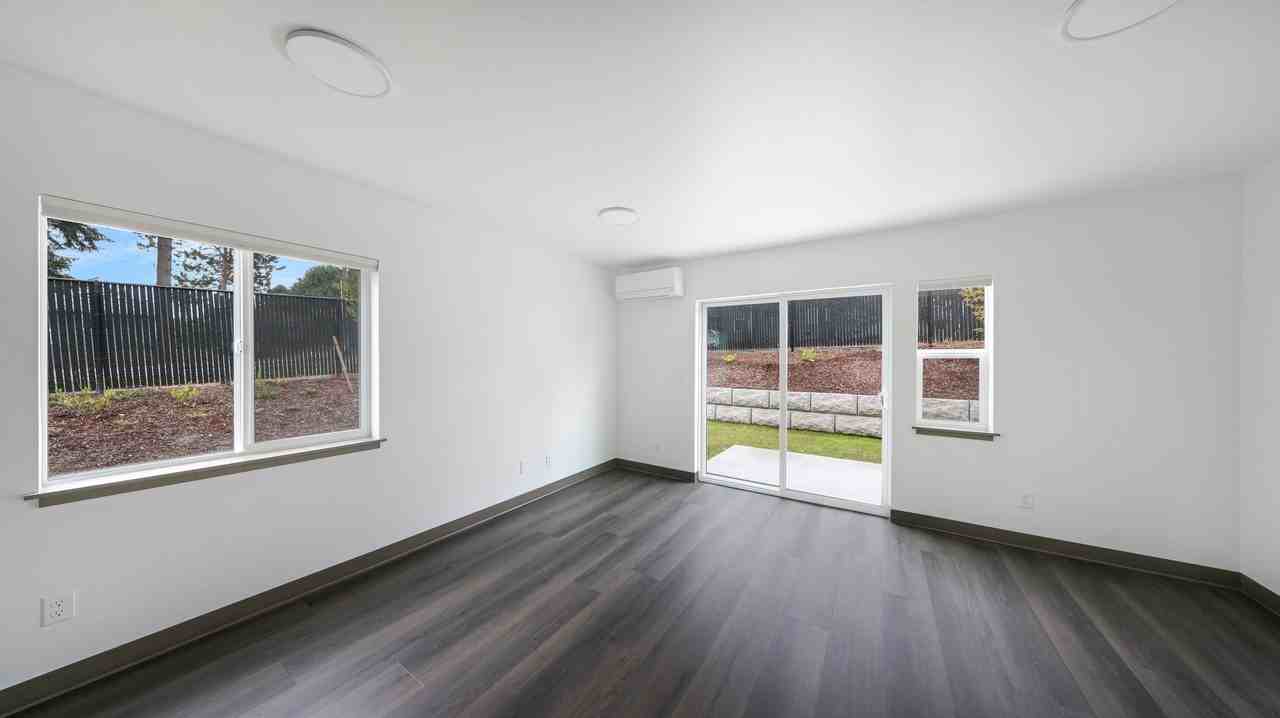 120 Northeast 10th Avenue #F1 - Photo 3 of 21