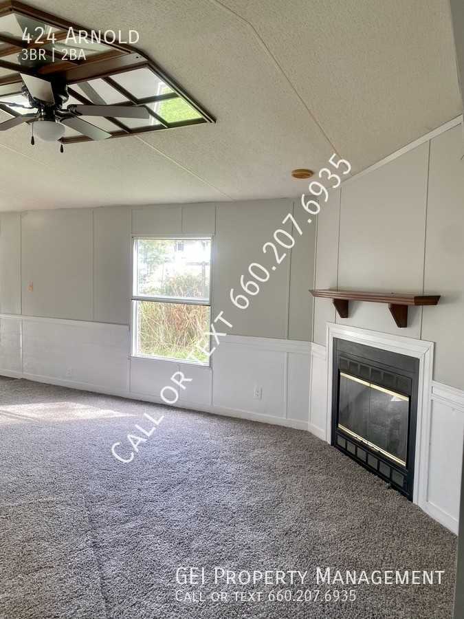 424 Arnold Drive - Photo 4 of 16