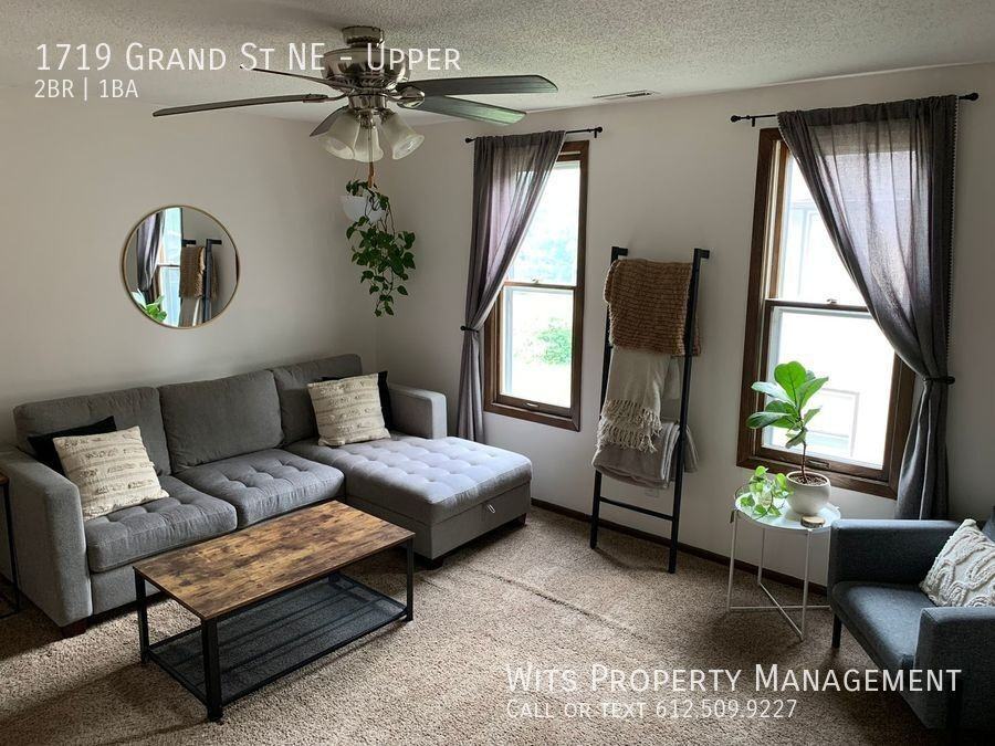 1719 Grand St Ne - Photo 2 of 11