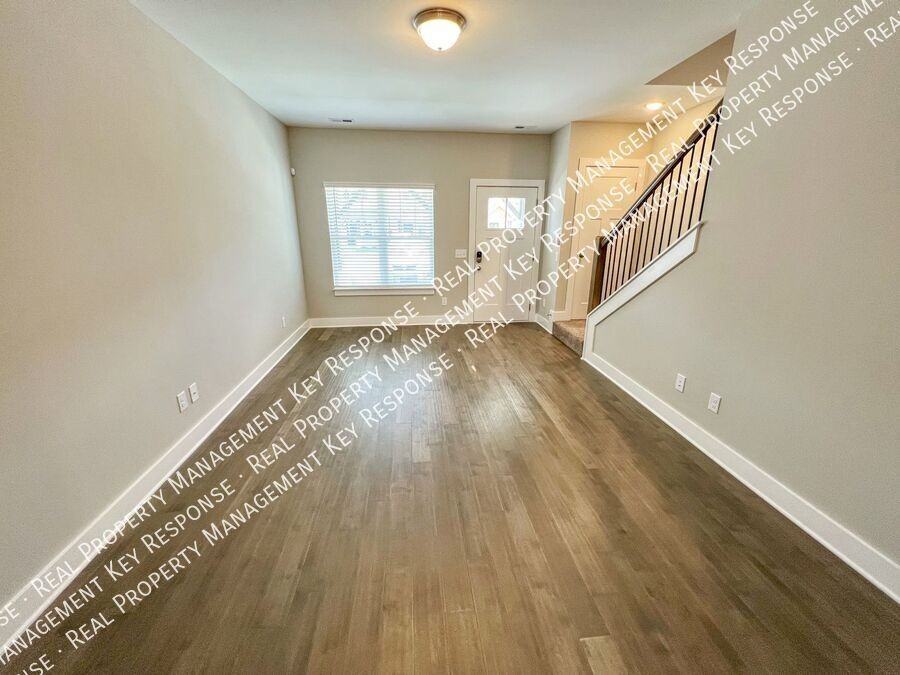 2520 Hanford Ave #217 - Photo 2 of 14