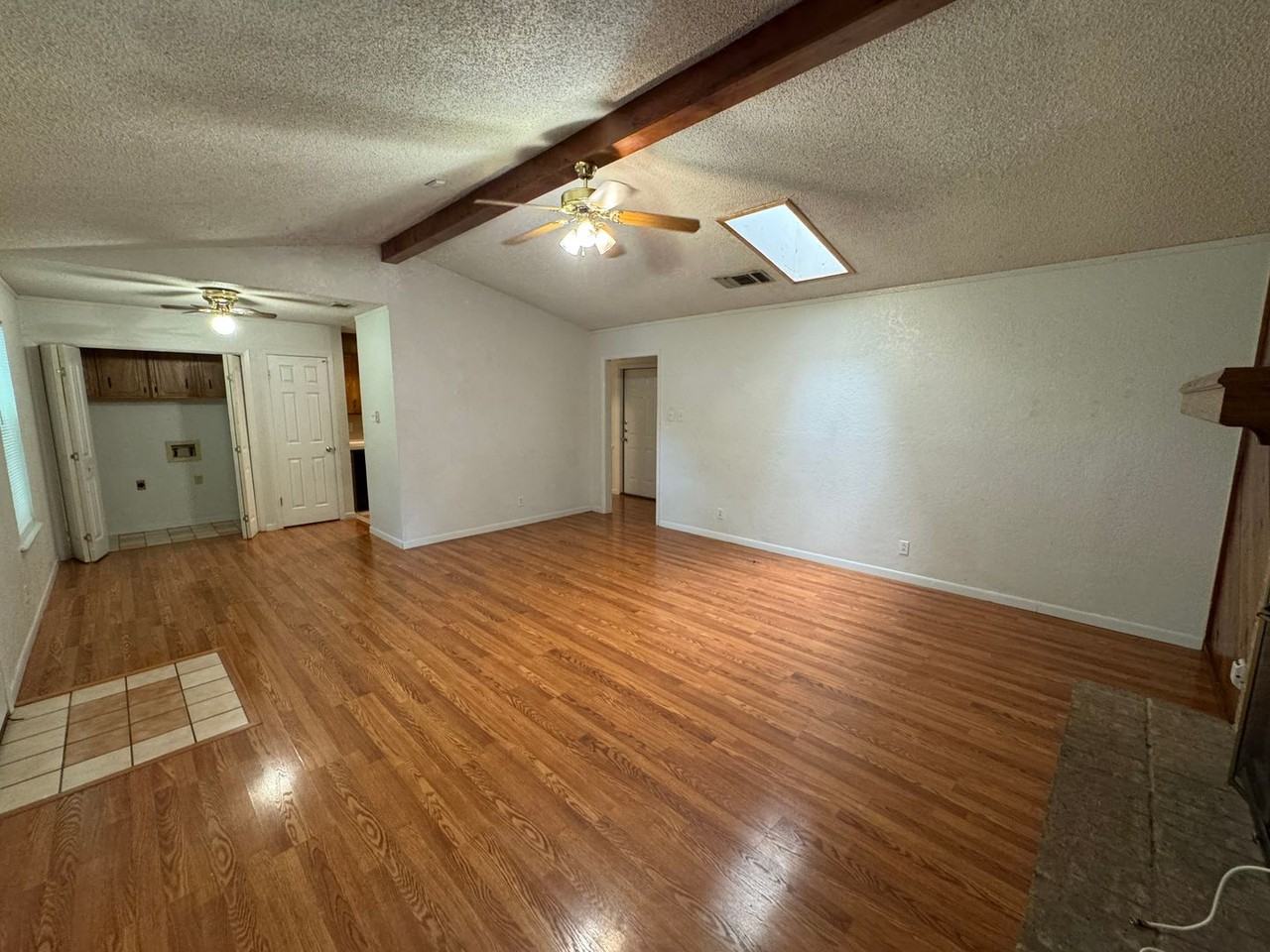 1803 Fairway Dr - Photo 7 of 30
