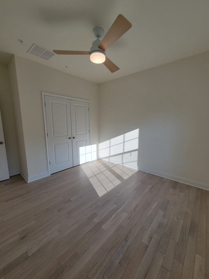 246 Grove View Dr #NA - Photo 2 of 20