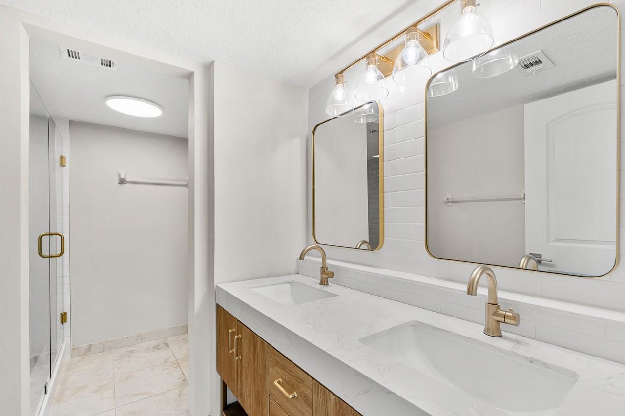 1700 Commodore Blvd #1101 - Photo 4 of 43