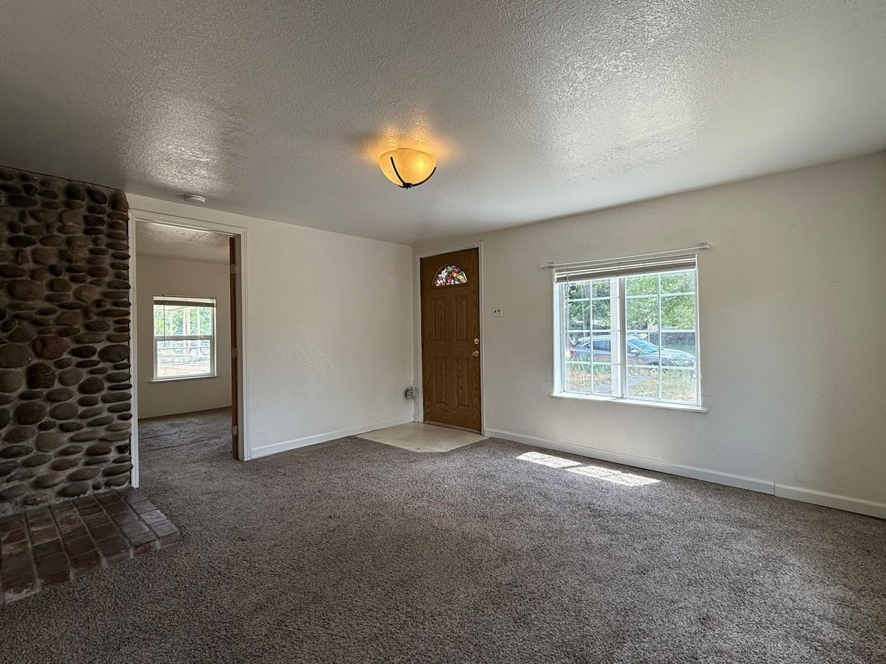 1707 5th St - Photo 3 of 18
