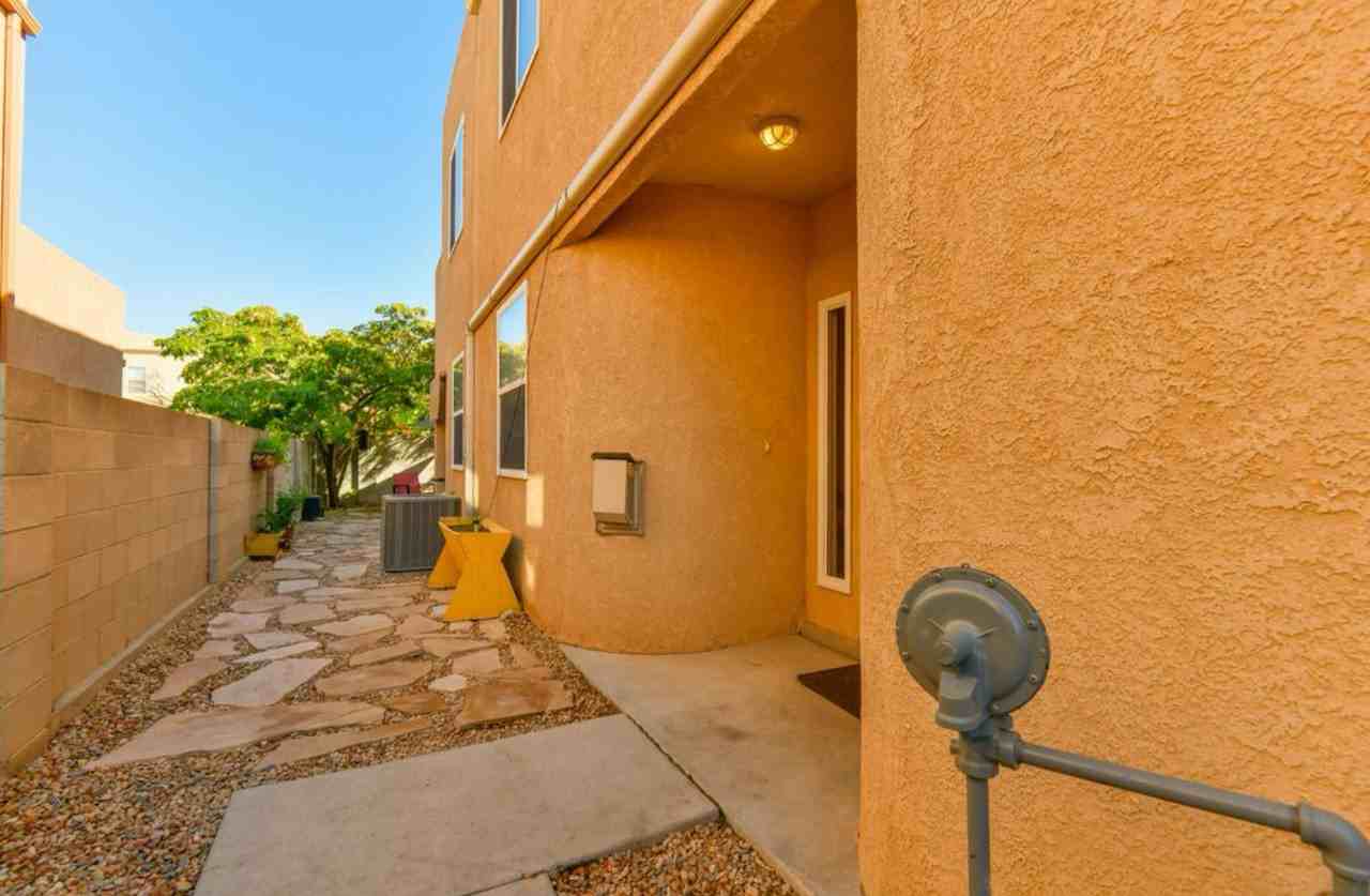13615 Shaffer Ct Se #NA - Photo 2 of 31