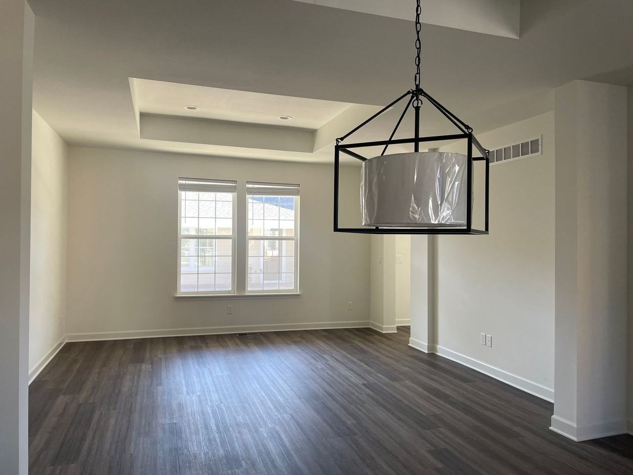 16169 Fontana St - Photo 2 of 10