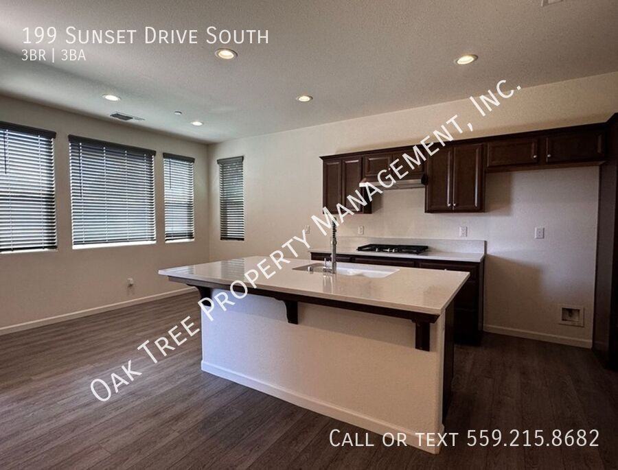 199 Sunset Dr S - Photo 3 of 16