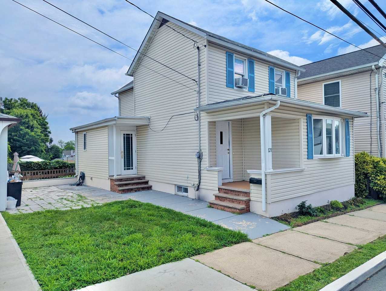 121 S Feltus St - Photo 2 of 22