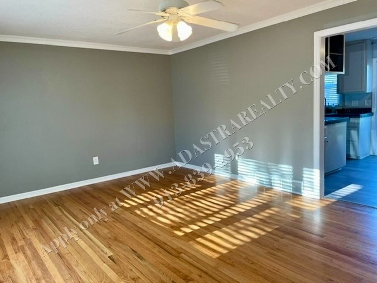 304 S Chester Ter - Photo 2 of 12