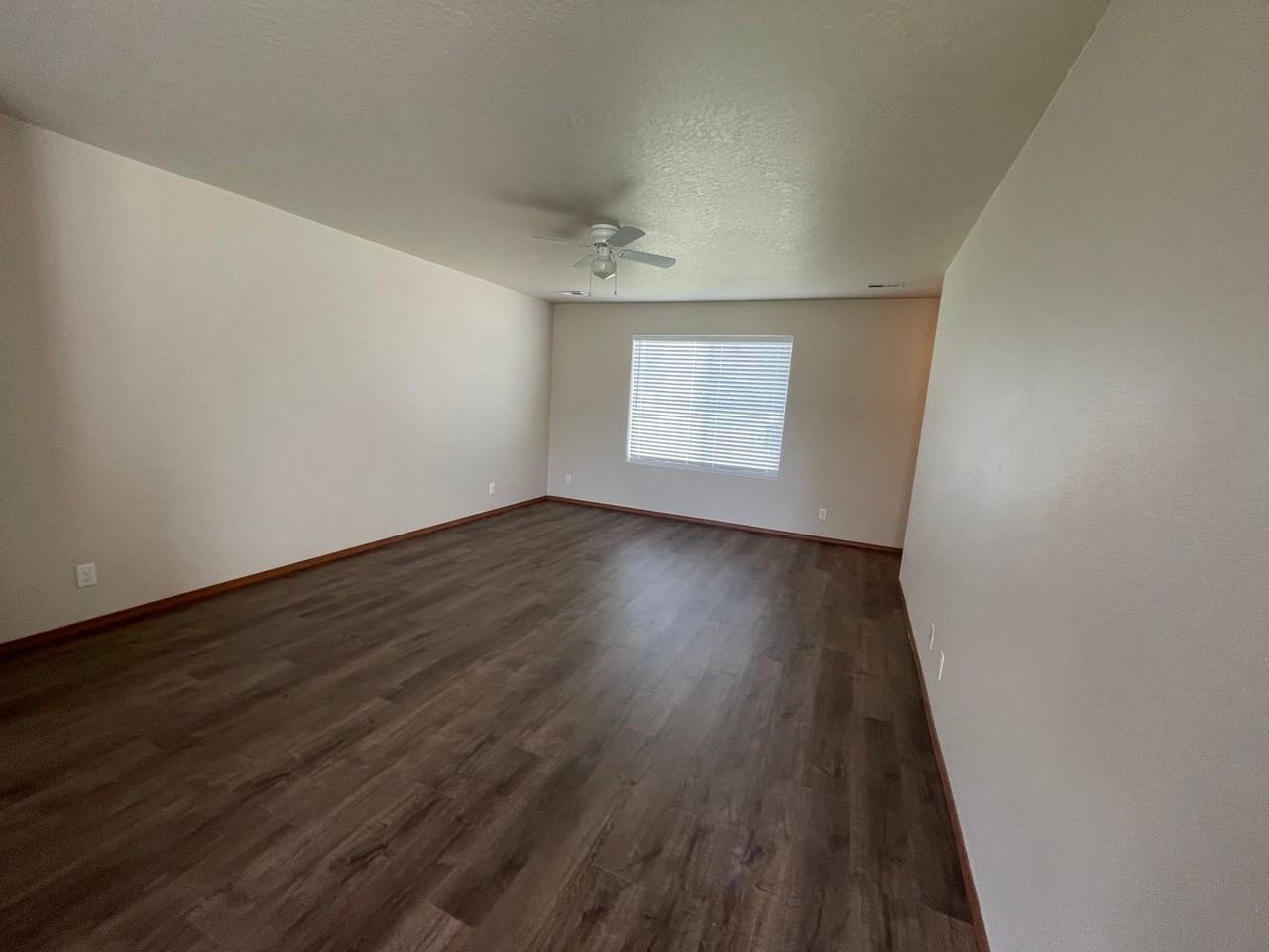 3748 W Pandion Dr - Photo 3 of 16