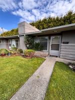 featured image of 1020 S 16th St