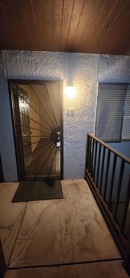 2843 East 17th Street - Photo 3 of 50