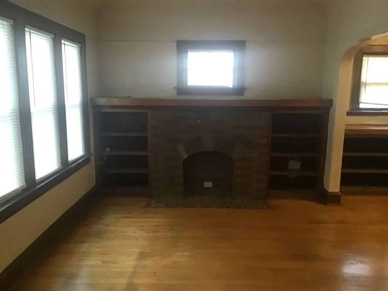 5303 N 39th St - Photo 2 of 20