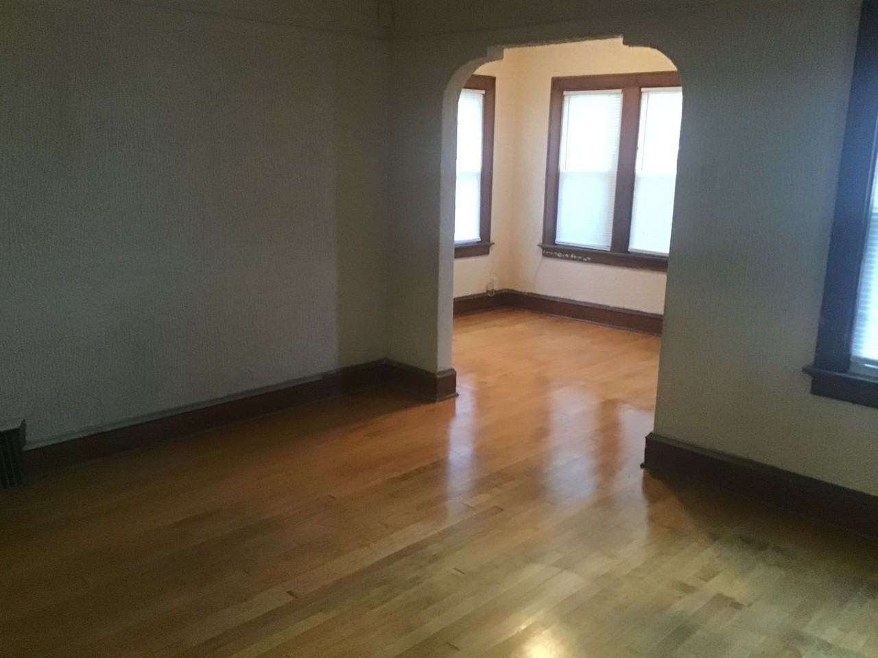 5303 N 39th St - Photo 4 of 20