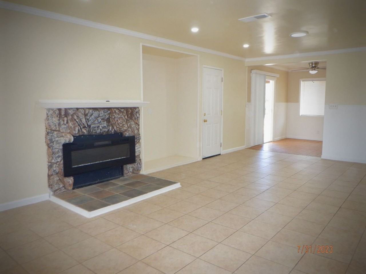 21321 Santa Barbara Dr - Photo 2 of 12