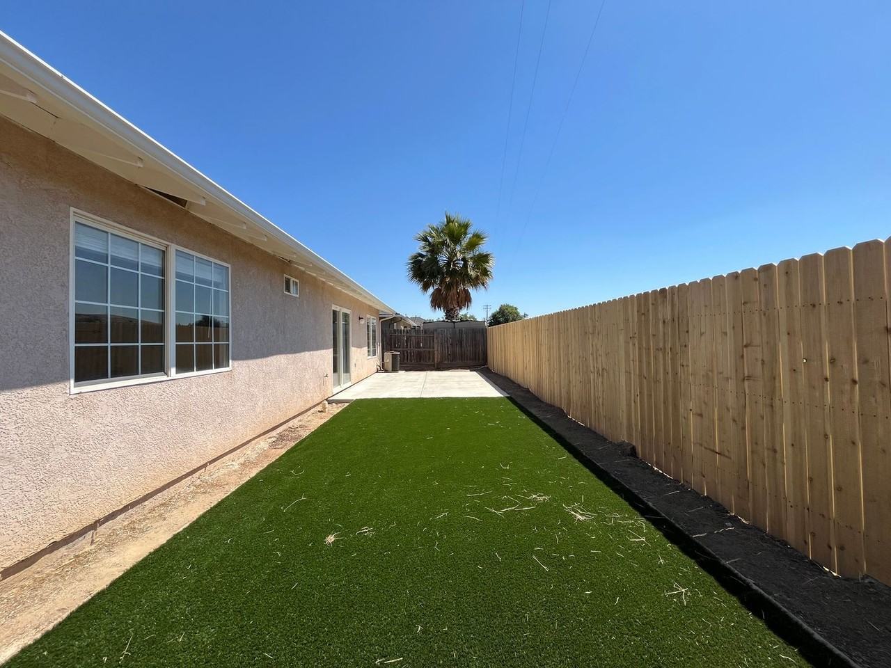 1665 Aldo Way - Photo 3 of 45