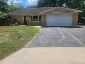 2807 Spring Creek Rd - Photo 1 of 1