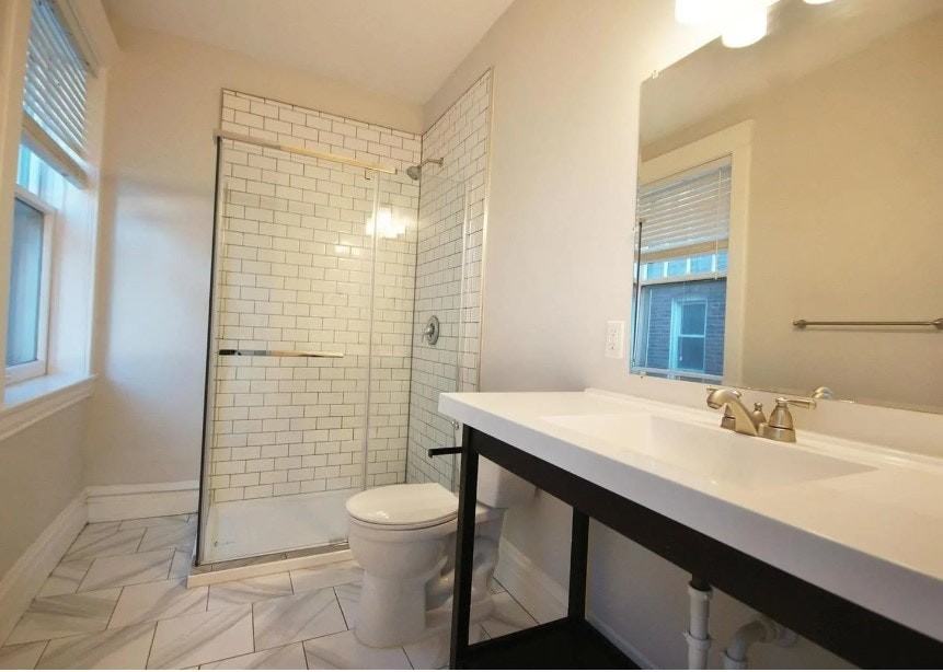 1917 Alfred Avenue, Unit 2N - Photo 7 of 11