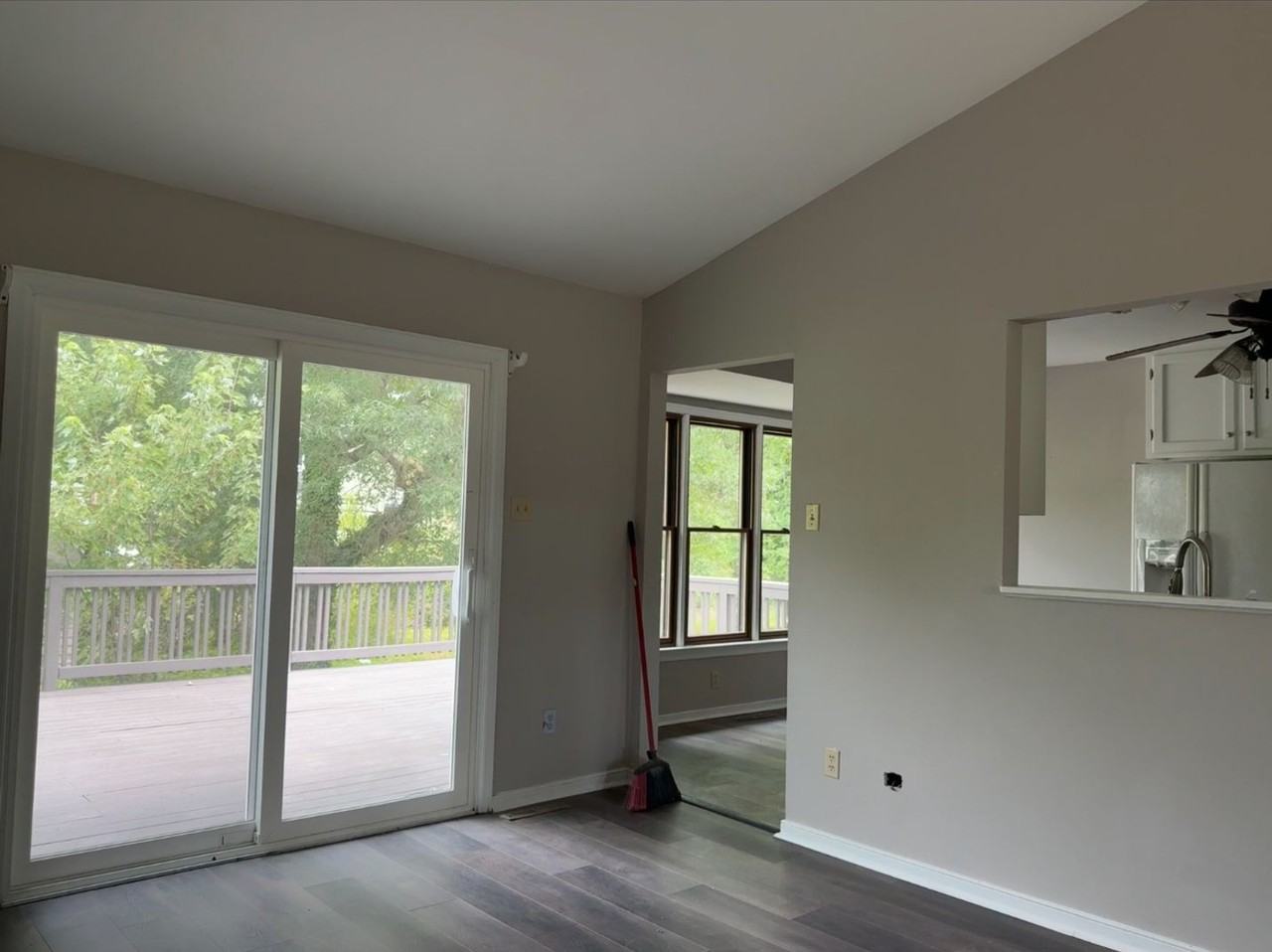 2705 Lawland Dr - Photo 6 of 25