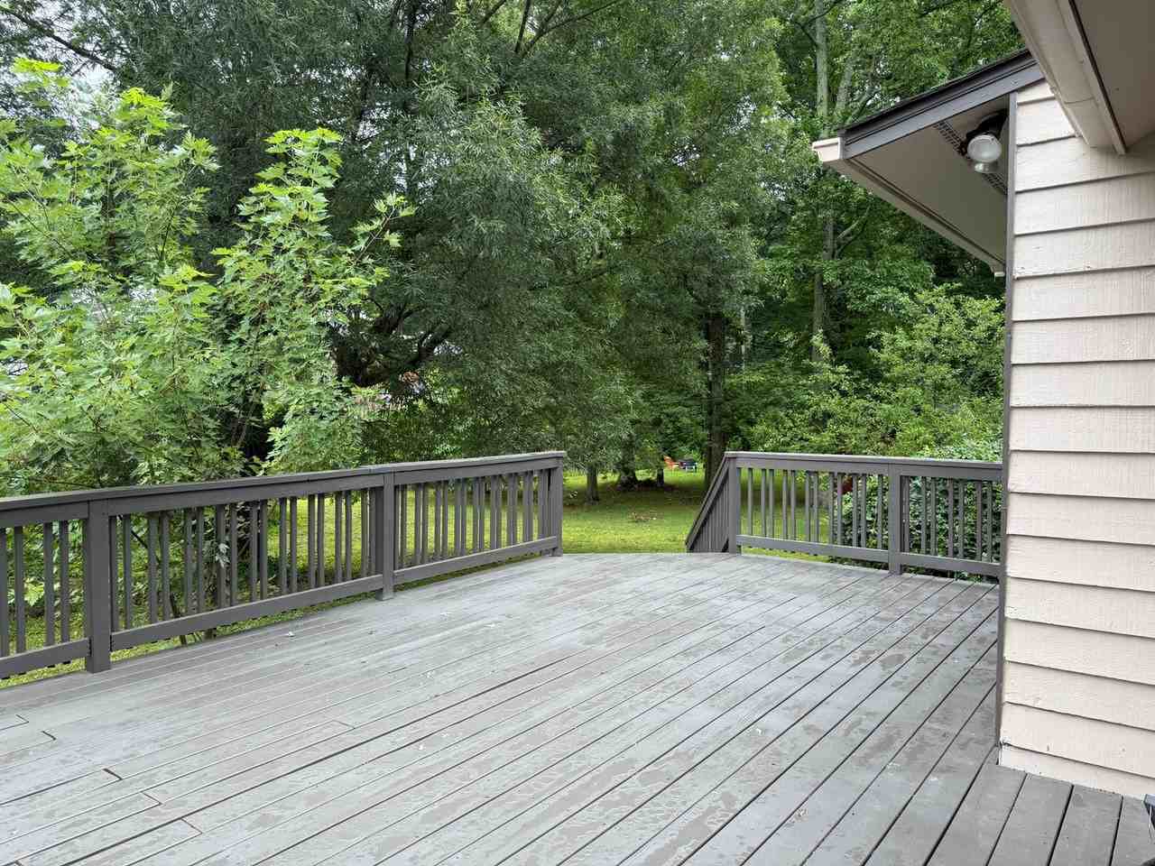 2705 Lawland Dr - Photo 2 of 25