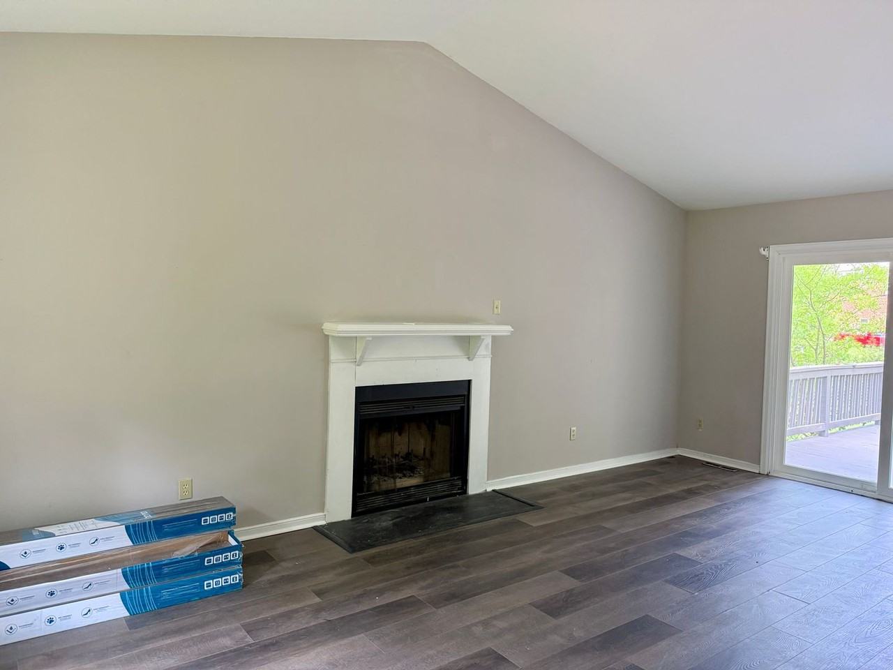 2705 Lawland Dr - Photo 4 of 25