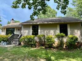 featured image of 2705 Lawland Dr