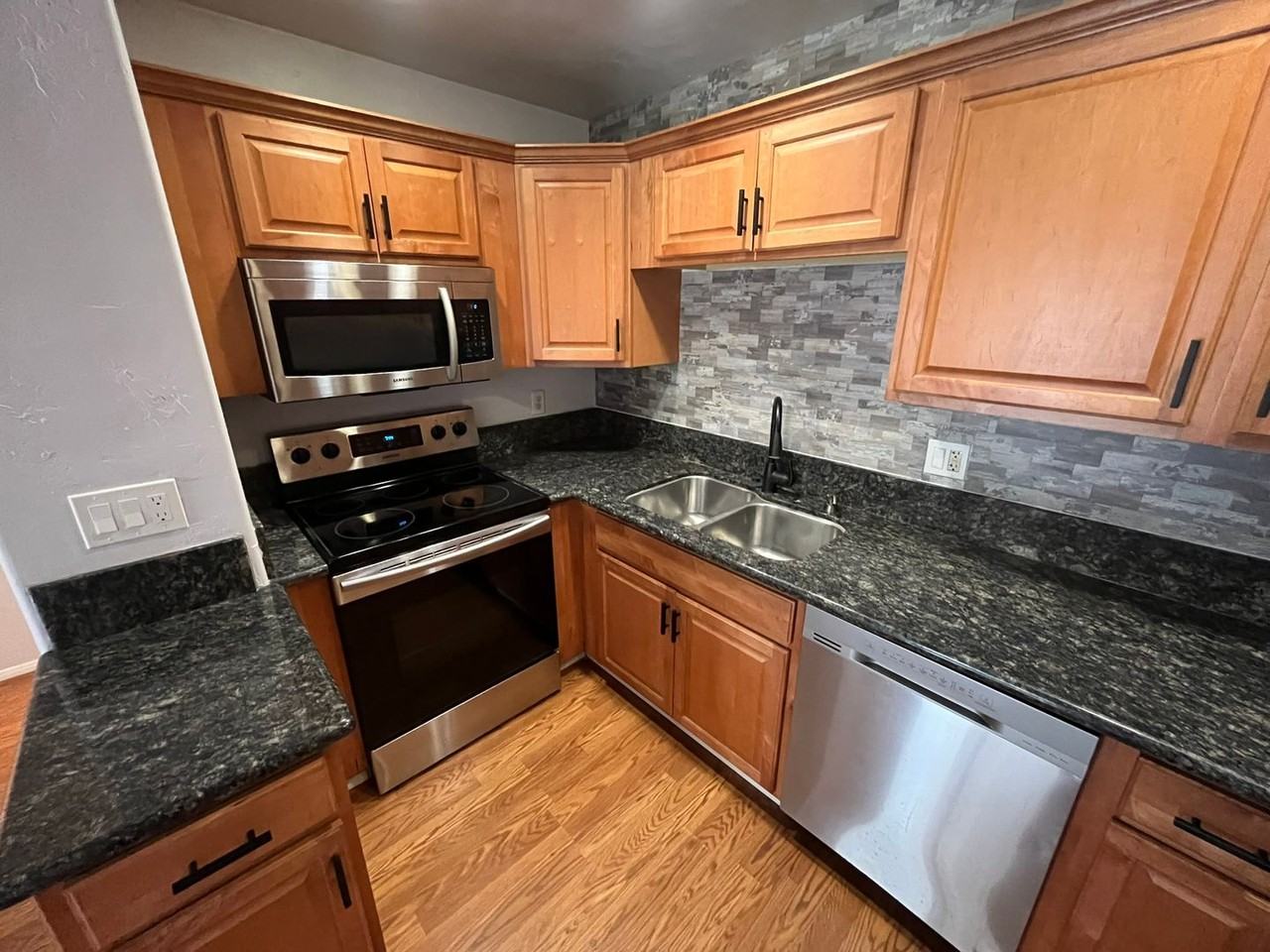 6376 Rancho Mission Rd #406 - Photo 4 of 18