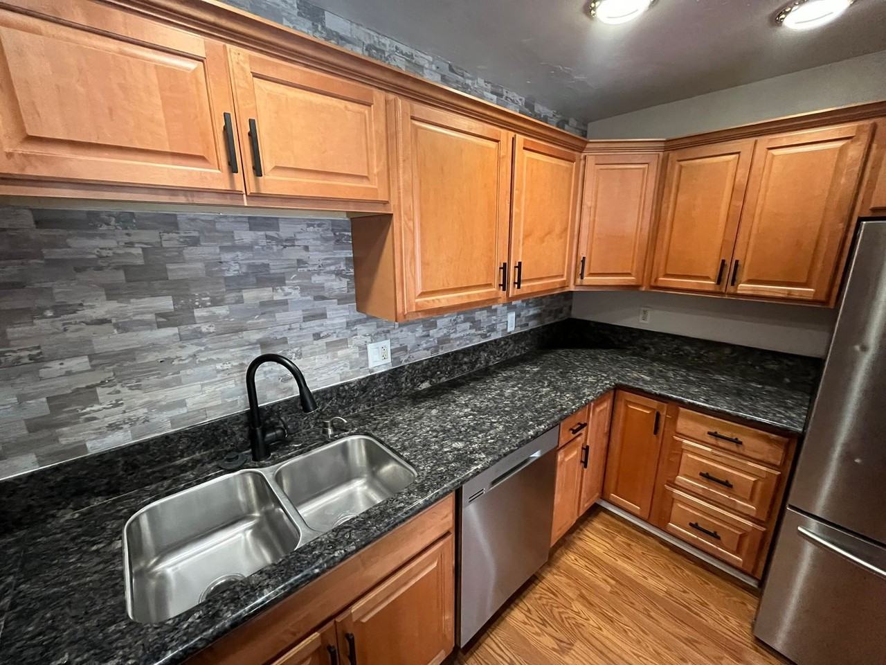 6376 Rancho Mission Rd #406 - Photo 6 of 18