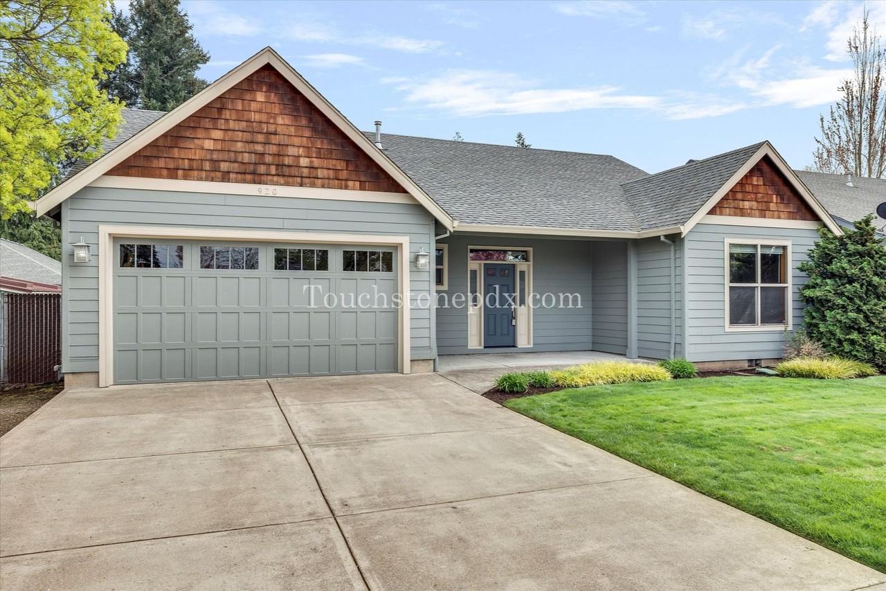 920 N Ivy St - Photo 2 of 39