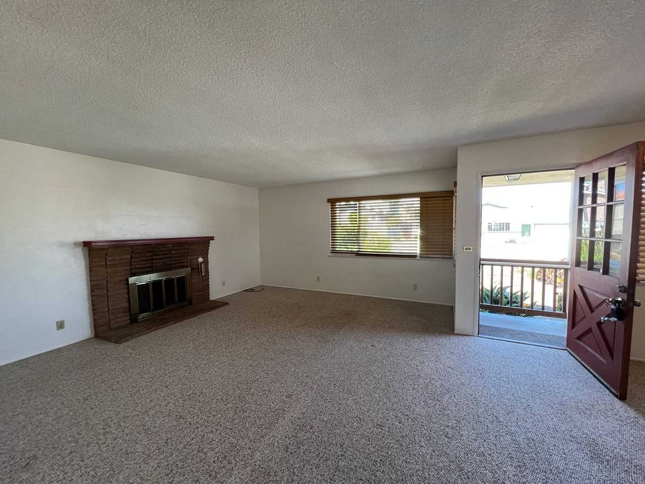 2280 Del Norte St - Photo 3 of 27