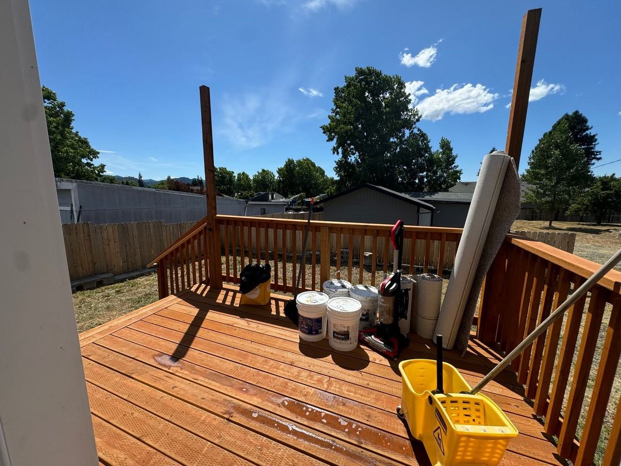 131 Southeast Darrell Avenue - Photo 2 of 18