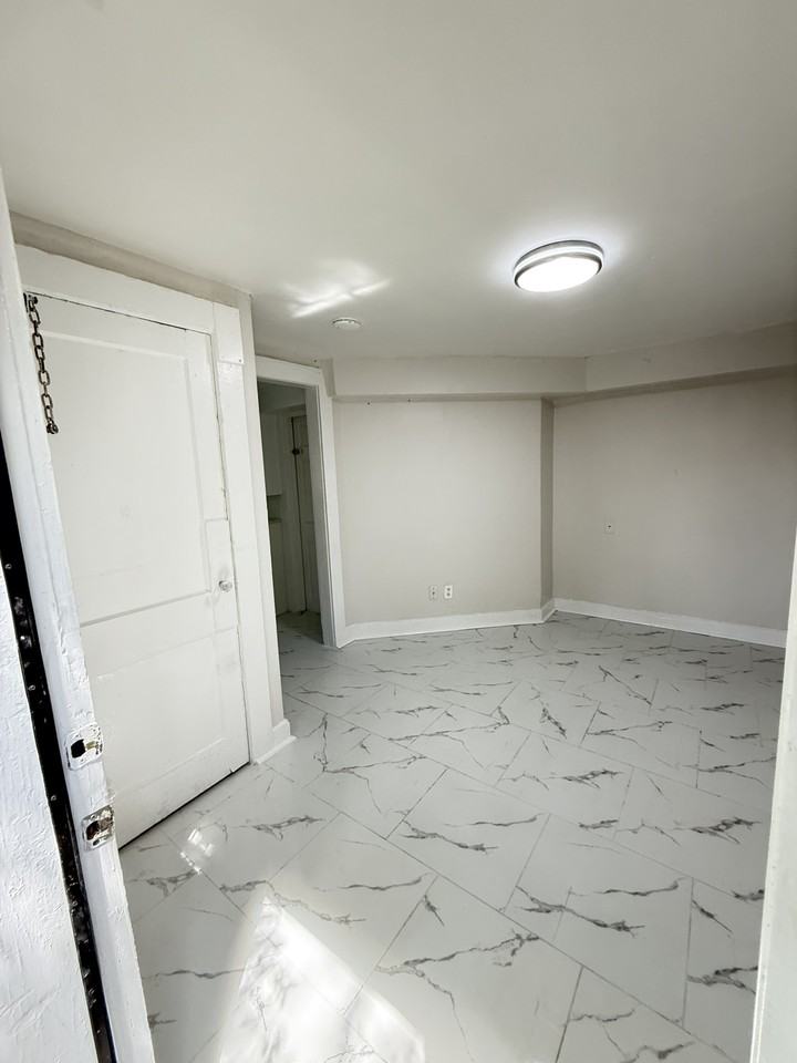 7904 St Charles - Photo 3 of 8