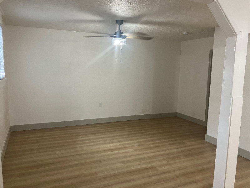 306 1/2 W Center St #306-5 - Photo 3 of 13