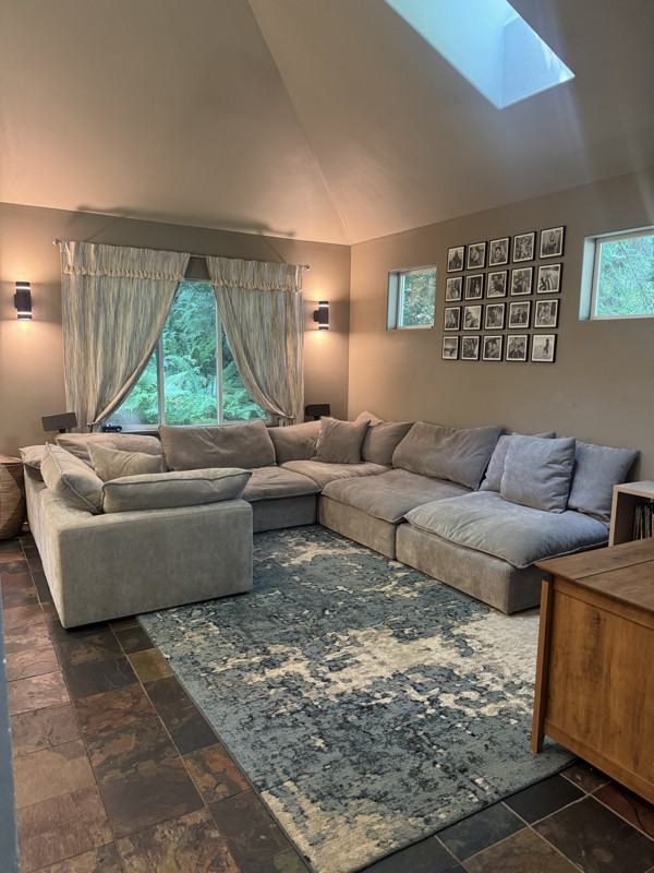 13 Yearling Pl - Photo 2 of 13