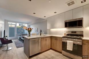 18811 Hillside Ave - Photo 1 of 1