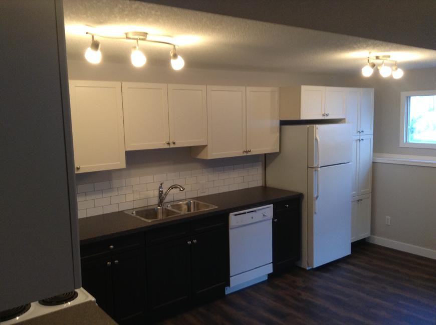 7642-97A St - A (DN) - Photo 2 of 10