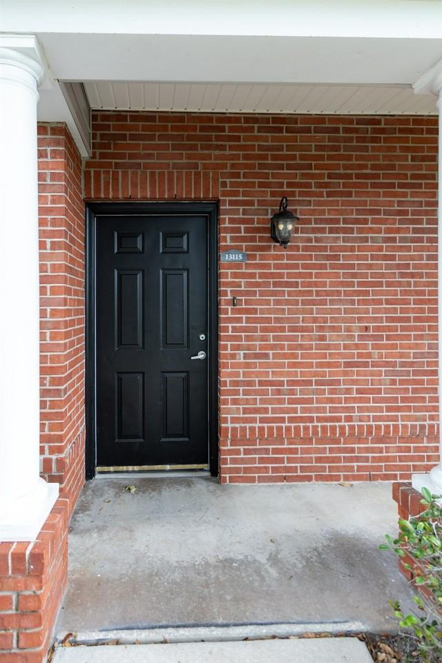 13115 Harbour Vista Cir - Photo 2 of 29